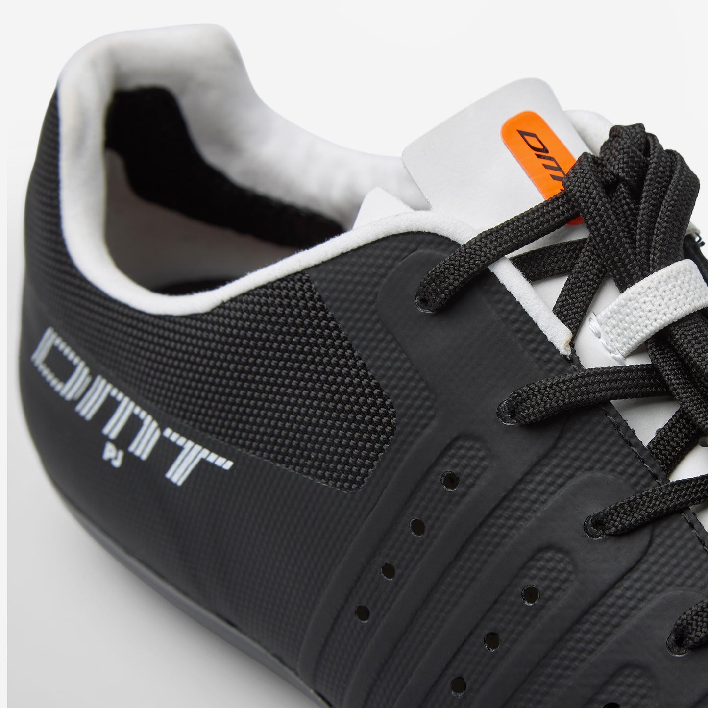 DMT KR4 PJ SHOES BLACK/WHITE