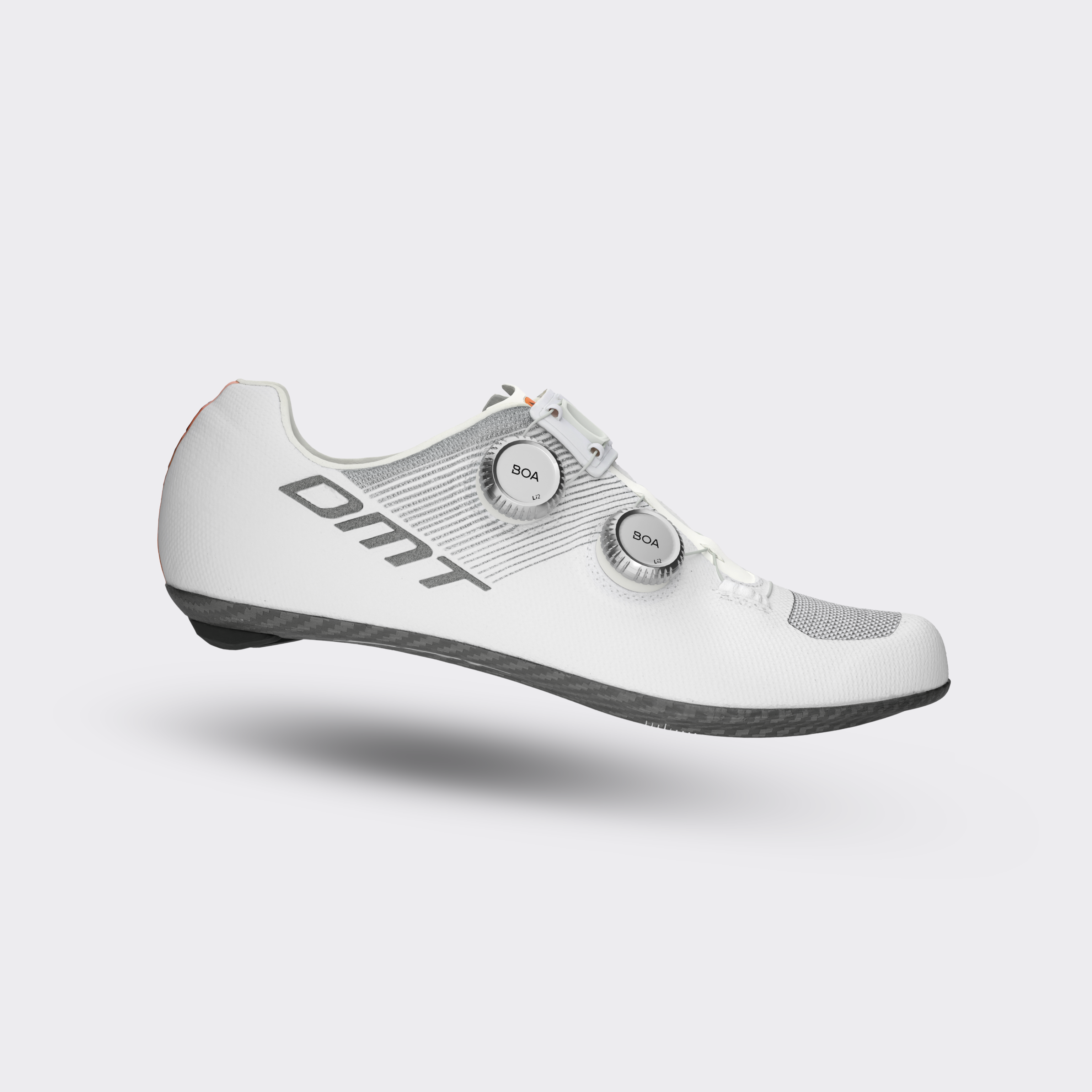 DMT KR0 EVO 44 ホワイトシルバー DMT KR0 Evo Superlight: The DMT KR0 Evo Superlight are high