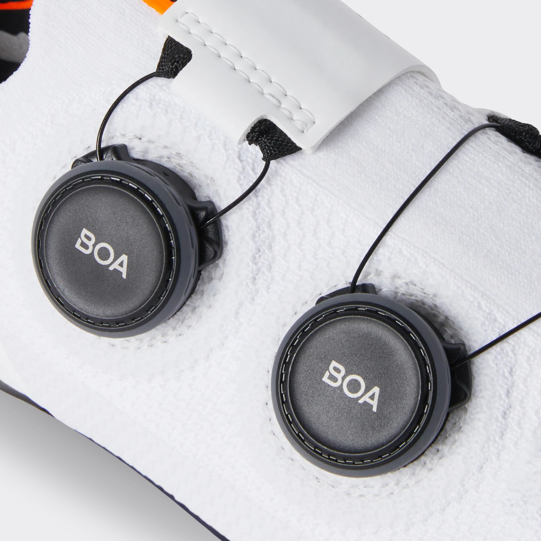 SH10 Shoes - White / Black