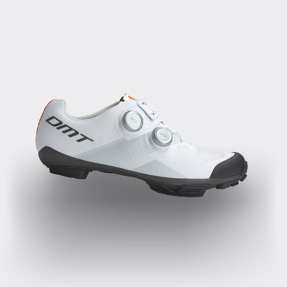 DMT KM0 EVO SHOES WHITE/SILVER