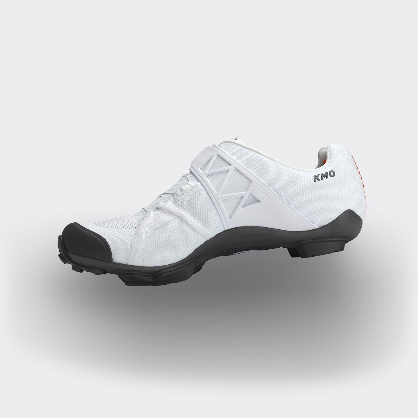 
                  
                    DMT KM0 EVO SHOES WHITE/SILVER
                  
                