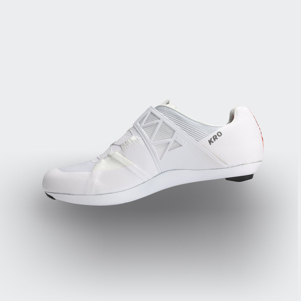 
                  
                    DMT KR0 EVO SHOES WHITE/SILVER
                  
                