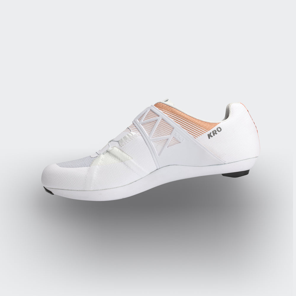 
                  
                    DMT KR0 EVO SHOES WHITE/BRONZE
                  
                