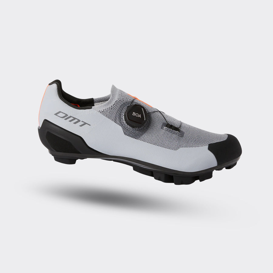 XC marathon shoes for cycling - DMT Cycling