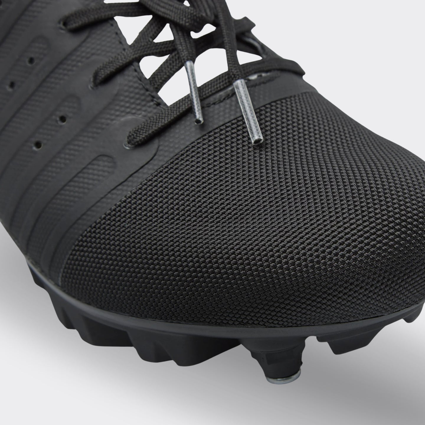 KM4PJ_black_07_desktop_mobile