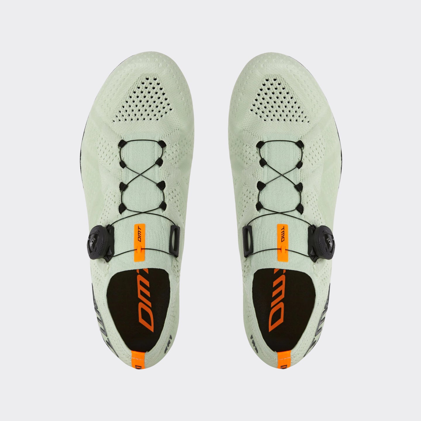 DMT KR1: KR1 are road cycling shoe with knitted upper that started DMT KR1: KR1 are road cycling shoe with knitted upper that started