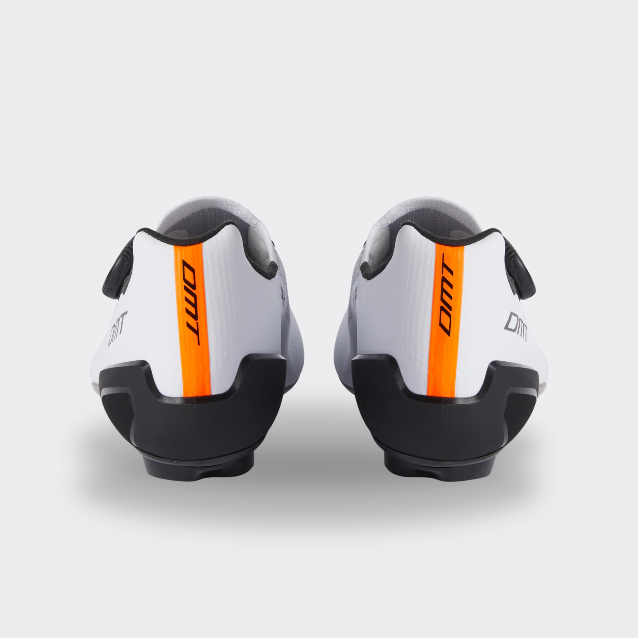 KR30 Shoes - White / Black