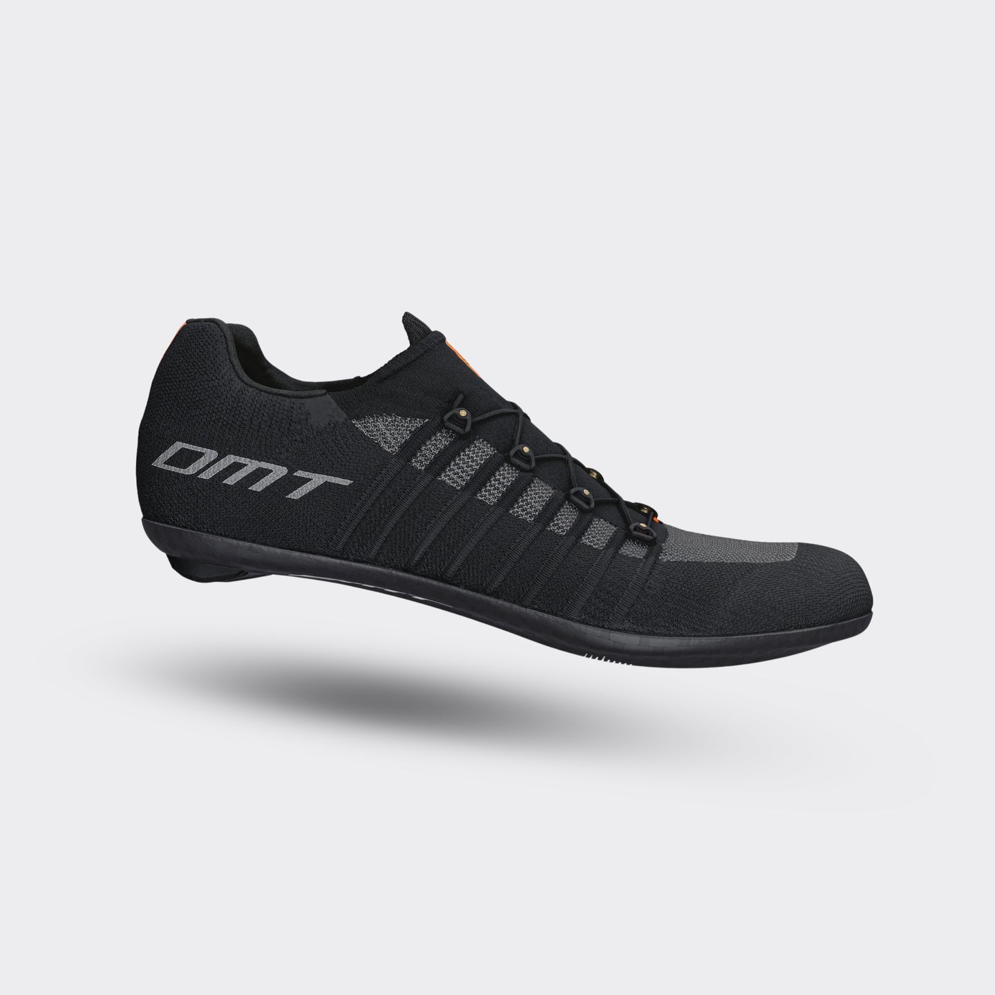DMT KR1: KR1 are road cycling shoe with knitted upper that started DMT KR1: KR1 are road cycling shoe with knitted upper that started