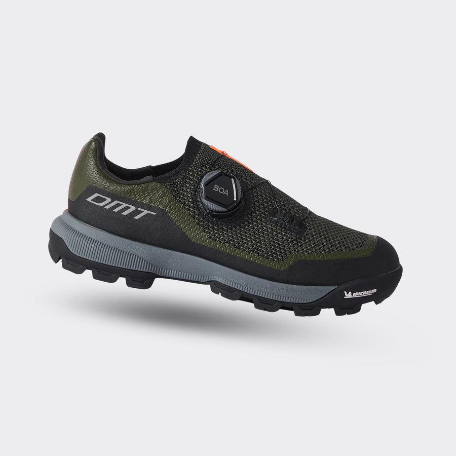 Enduro bike shoes for mountain bike - DMT Cycling Enduro bike shoes for mountain bike - DMT Cycling